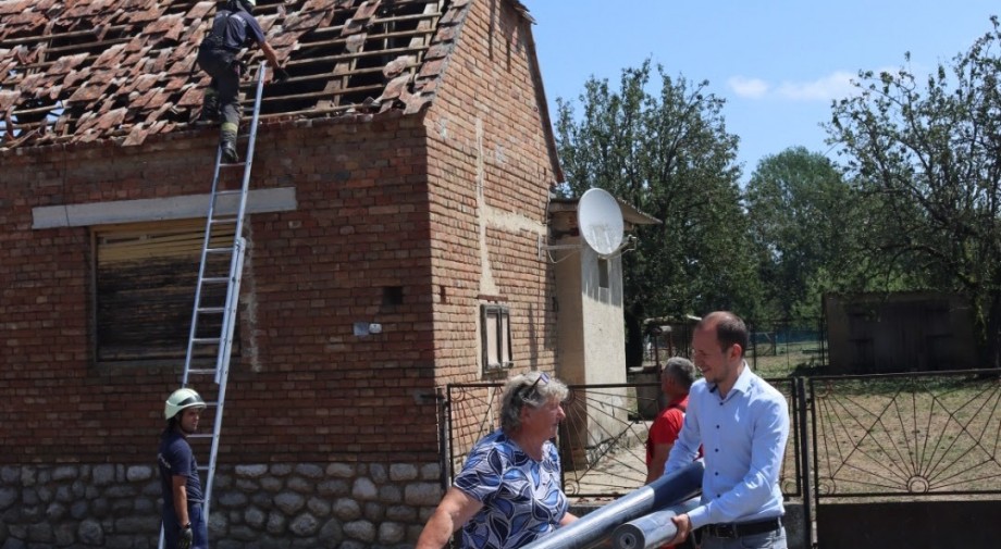 Őri László: Baranya a viharkárok felszámolásában is segít