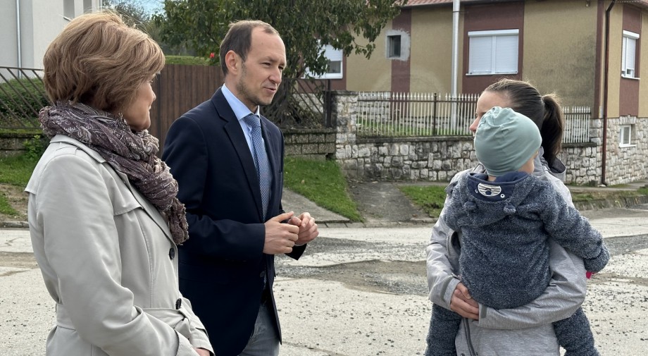 Őri László: Új lendületet kaphatnak az elöregedő baranyai közösségek az új családtámogatási rendszernek köszönhetően.