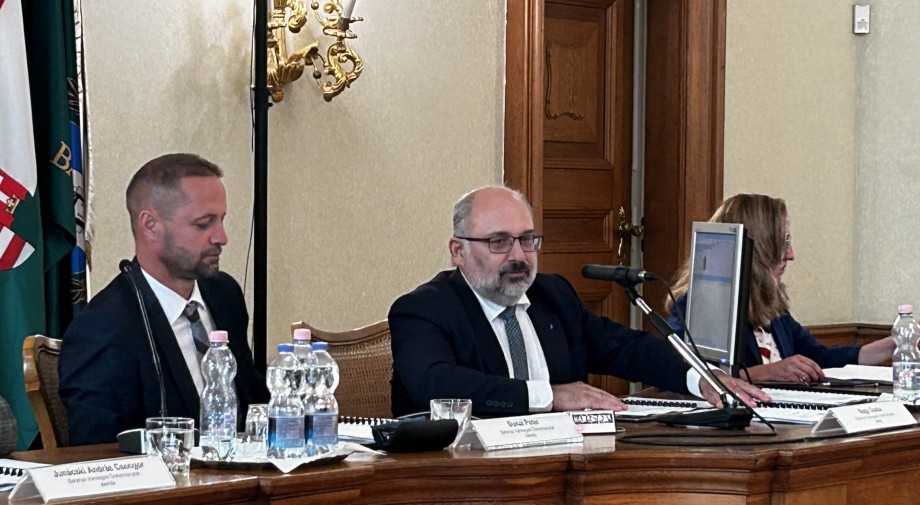 Nagy Csaba megkezdte munk&aacute;j&aacute;t a Baranya V&aacute;rmegyei K&ouml;zgyűl&eacute;s eln&ouml;kek&eacute;nt