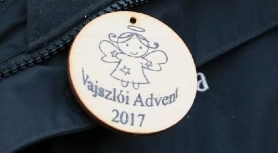 Vajszlói adventi zsibongás